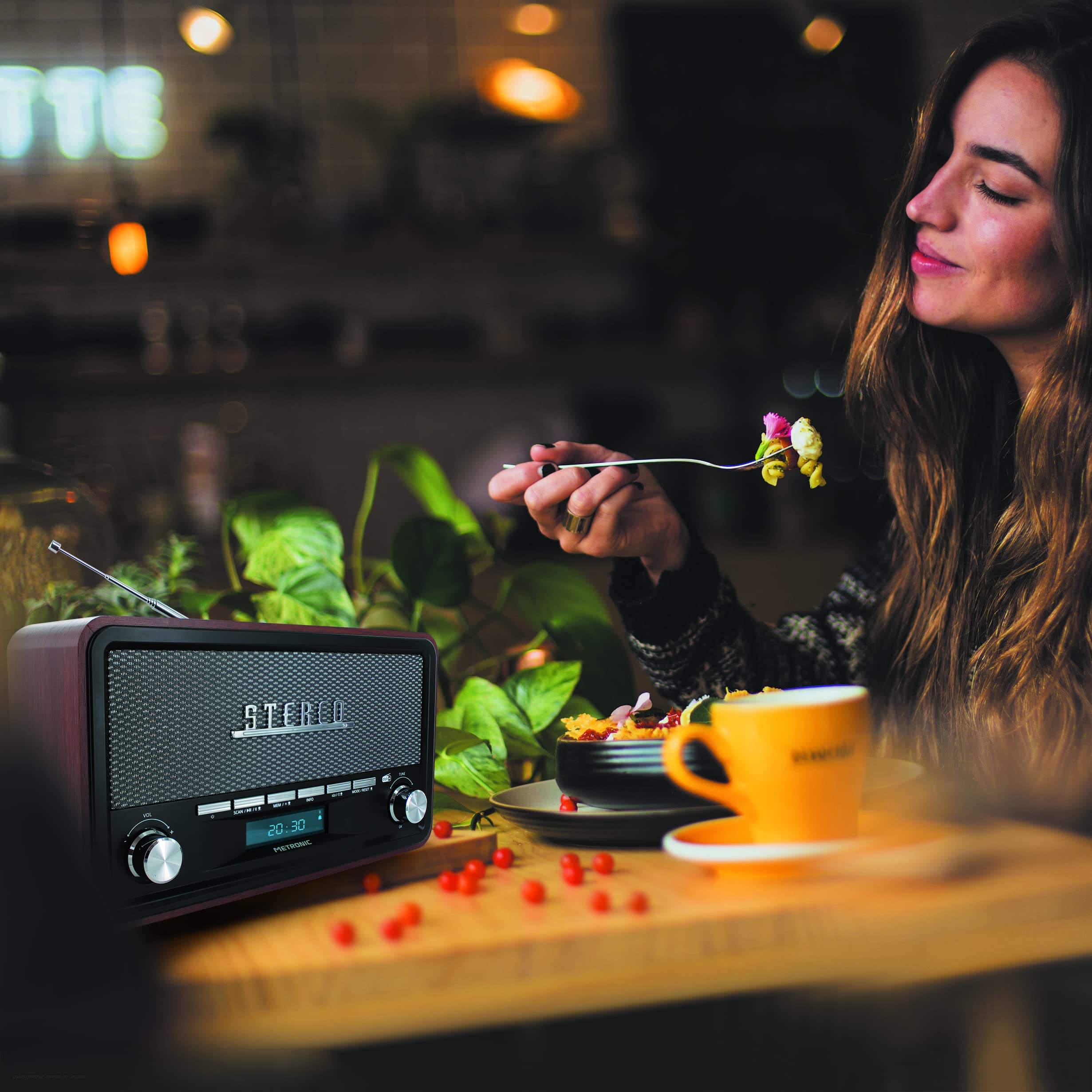 metronic-477230-radio-vintage-bluetooth-dab-fm-rds-double-alarme-dimmer image 2